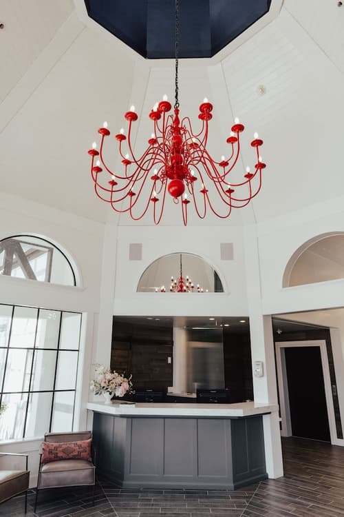 Vinland Hotel and Lounge, Lobby