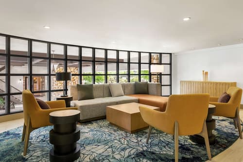 Hilton Garden Inn Monterey, Lobby