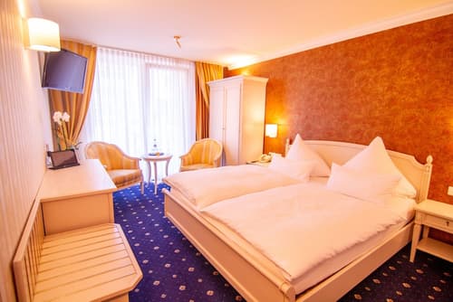 Zur Weinsteige, Room