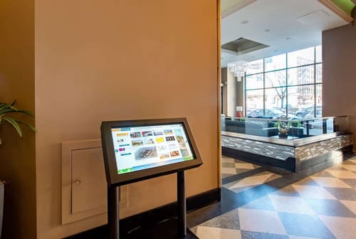 Travelodge by Wyndham Downtown Chicago, Lobby