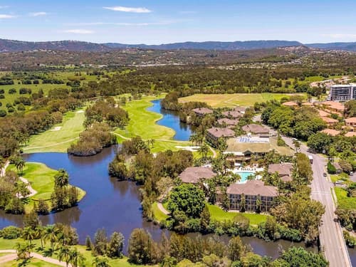 Mercure Gold Coast Resort, Golf