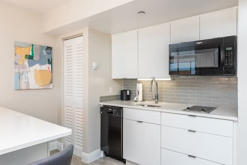 DiamondHead Beach Resort, Private kitchen