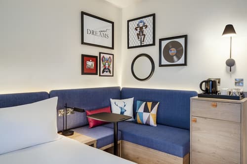Hampton by Hilton London City, Room