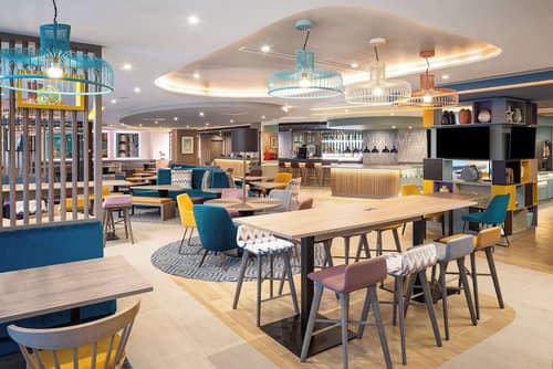 Hampton by Hilton London City, Lobby