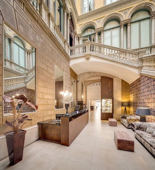 Catalonia Portal de l'Angel, Primary image