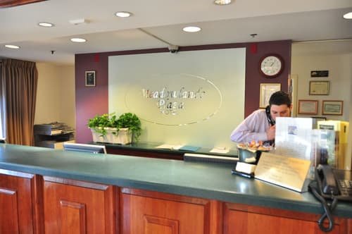 Meadowlands Plaza Hotel, Reception