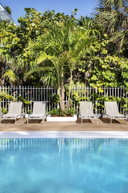 MB Hotel, Trademark Collection by Wyndham, Pool