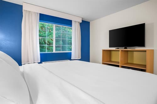 Spark by Hilton Tumwater, Room