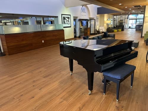 Miami Lakes Hotel, Lobby