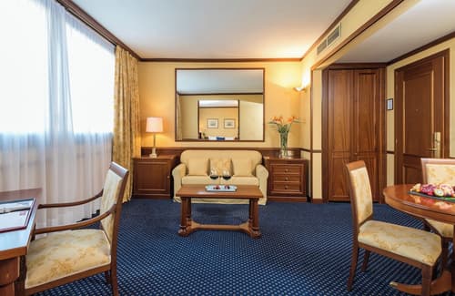 Leonardo Hotel Milan City Center, Room