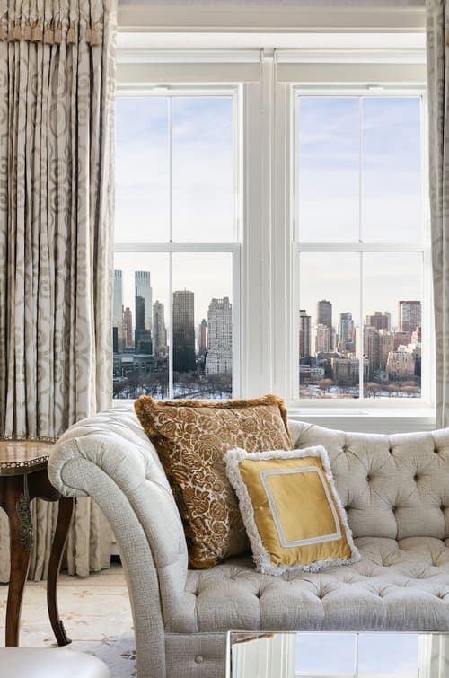 The Pierre, A Taj Hotel, New York, Living room