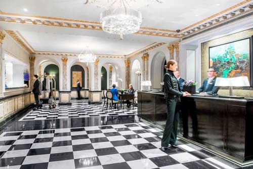 The Pierre, A Taj Hotel, New York, Lobby