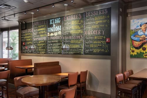 DoubleTree by Hilton Memphis Downtown, Breakfast area