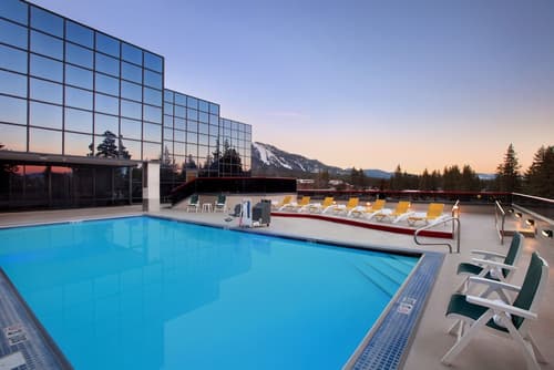 Caesars Republic Lake Tahoe - A Caesars Rewards Destination, Outdoor pool