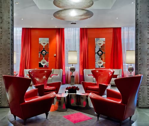 Ameritania Hotel at Times Square, Lobby lounge