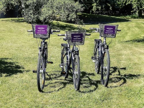 Mercure Orange Centre, Miscellaneous