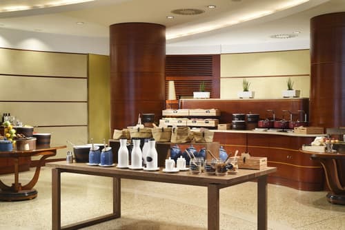 UNA Hotels Cusani Milano, Breakfast area