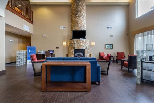 Comfort Suites Near Gettysburg Battlefield Visitor Center, Lobby