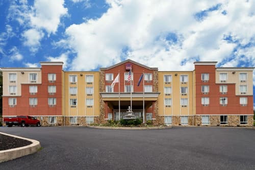 Comfort Suites Near Gettysburg Battlefield Visitor Center, Primary image