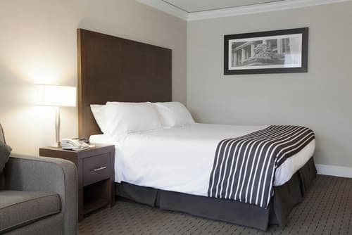 Sandman Hotel Vancouver Downtown, Room