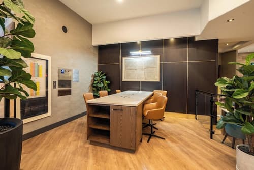 Sandman Hotel Vancouver Downtown, Lobby lounge