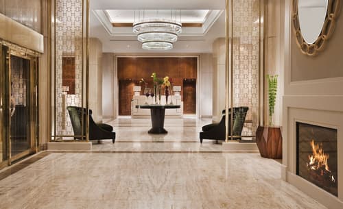 Hotel Omni Mont-Royal, Lobby