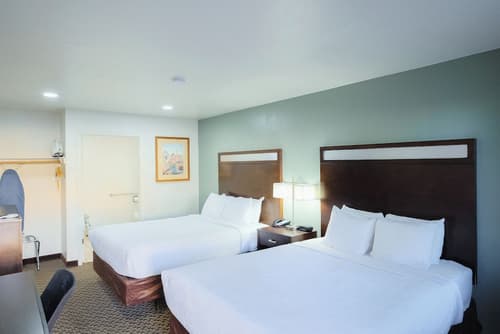 Quality Inn Holbrook near Petrified Forest, Room