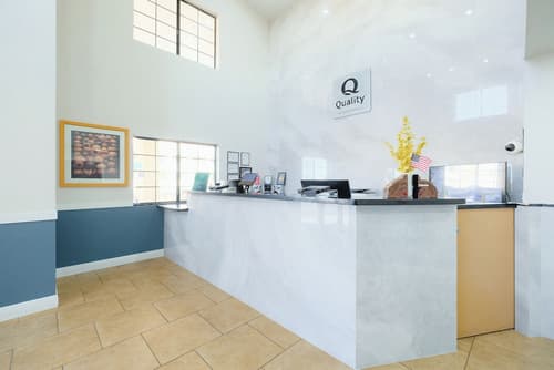 Quality Inn Holbrook near Petrified Forest, Lobby
