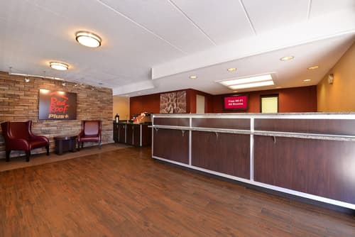 Red Roof Inn PLUS+ Secaucus - Meadowlands - NYC, Lobby