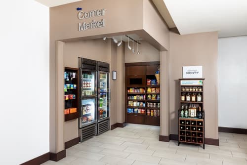 Fairfield Inn & Suites by Marriott Key West at the Keys Collection, Lobby