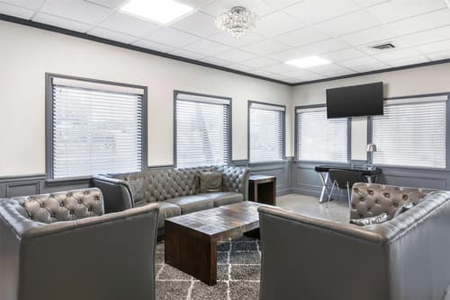 Best Western Central Inn, Lobby