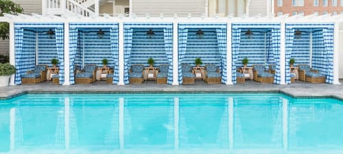 Shutters on the Beach, Pool