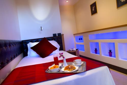 Marcella Royal Hotel - Rooftop Garden, Room