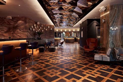 Park Centraal Amsterdam, part of Sircle Collection, Lobby sitting area