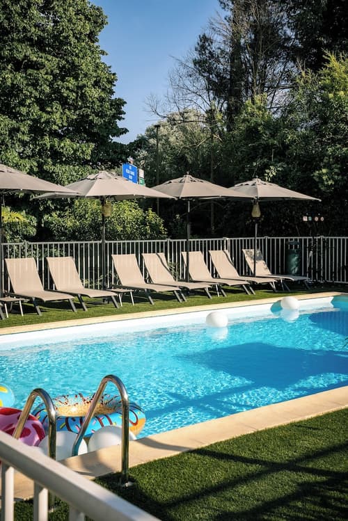 Mercure Aix en Provence Beaumanoir, Pool