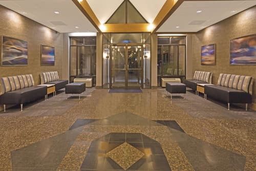 Days Inn by Wyndham Lanham Washington DC, Lobby