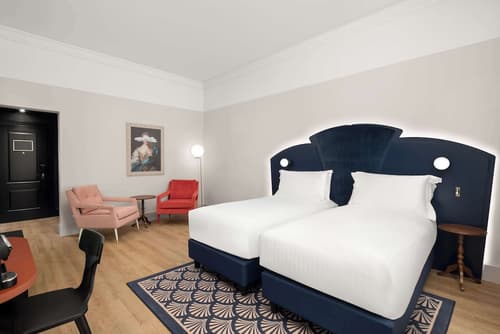 Anglo American Hotel Florence, Curio Collection by Hilton, Room