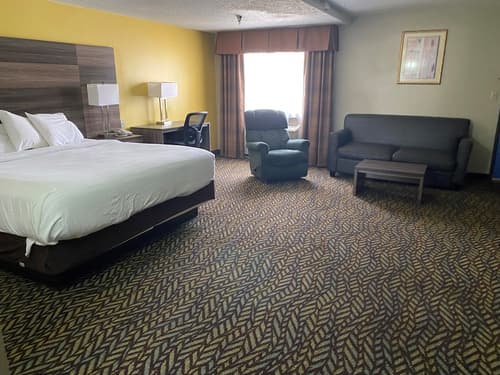 Baymont by Wyndham Oklahoma City Airport, Room