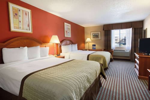 Baymont by Wyndham Oklahoma City Airport, Room