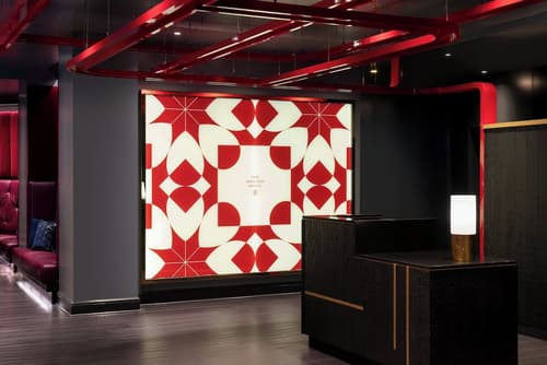 THE MIDLAND HOTEL, Chicago, a Tribute Portfolio Hotel, Check-in/check-out kiosk