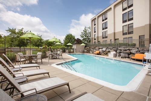 Hampton Inn Lancaster, Pool
