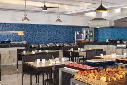 Krystal Cancun, Breakfast area