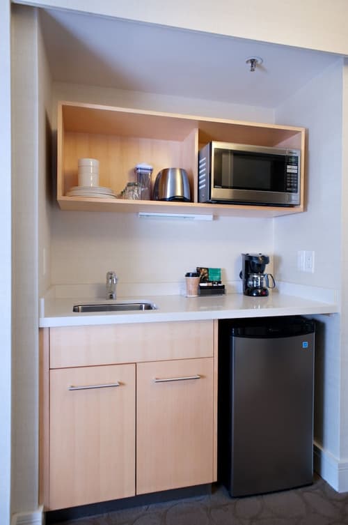 Delta Hotels by Marriott Victoria Ocean Pointe Resort, Room