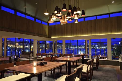 Delta Hotels by Marriott Victoria Ocean Pointe Resort, Restaurant