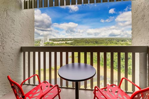 Drury Plaza Hotel Orlando - Disney Springs Area, Room