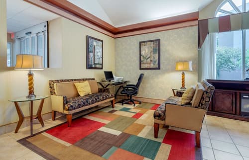 Best Western Plus Inn at Valley View, Lobby