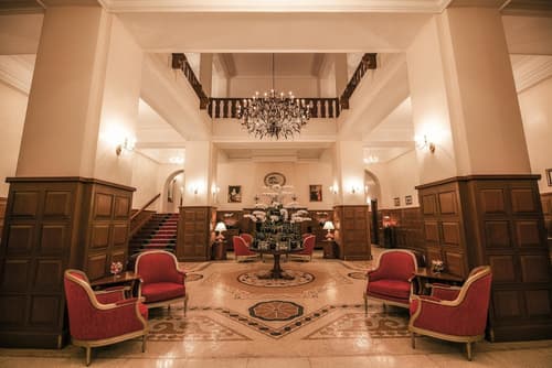 Dalat Palace Heritage Hotel, Interior entrance