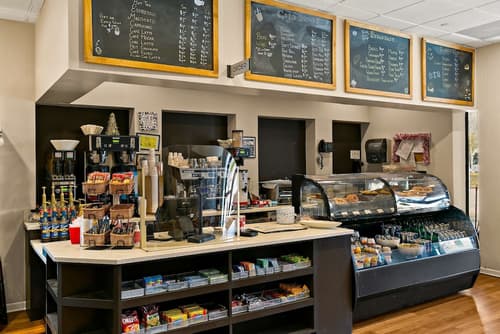 The Royal Sonesta Harbor Court Baltimore, Restaurant