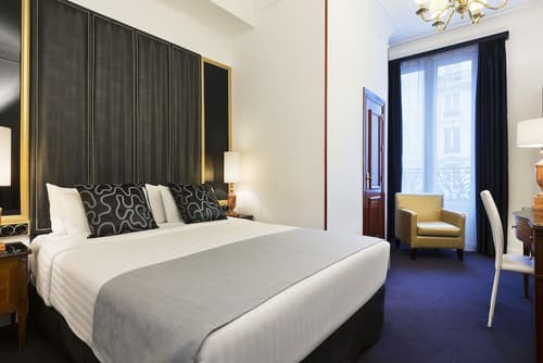 Melia Paris Champs-Elysées, Room