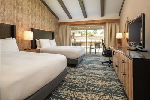 DoubleTree by Hilton Hotel Missoula - Edgewater, Room